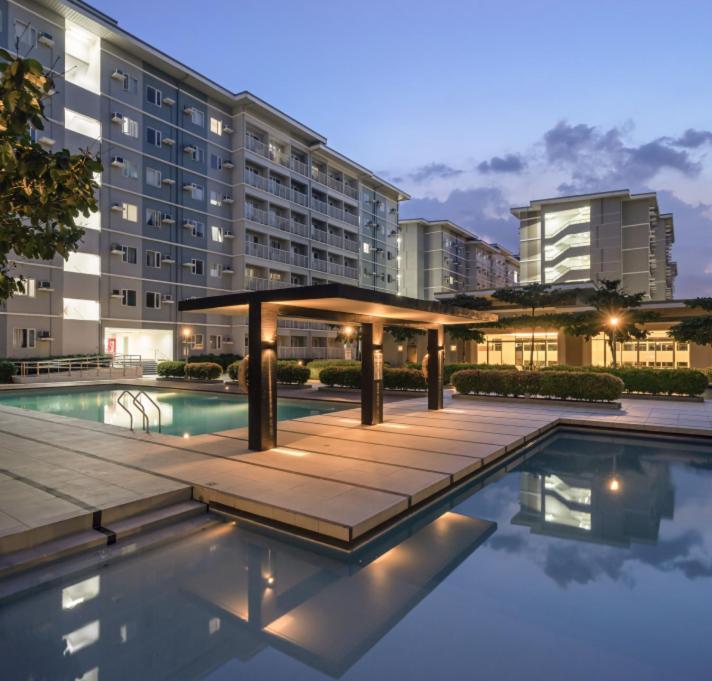 Agape Rentals In Trees Residences Caloocan Esterno foto