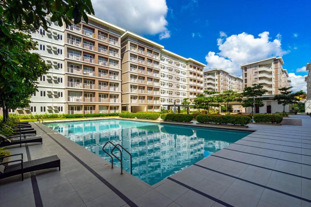 Agape Rentals In Trees Residences Caloocan Esterno foto