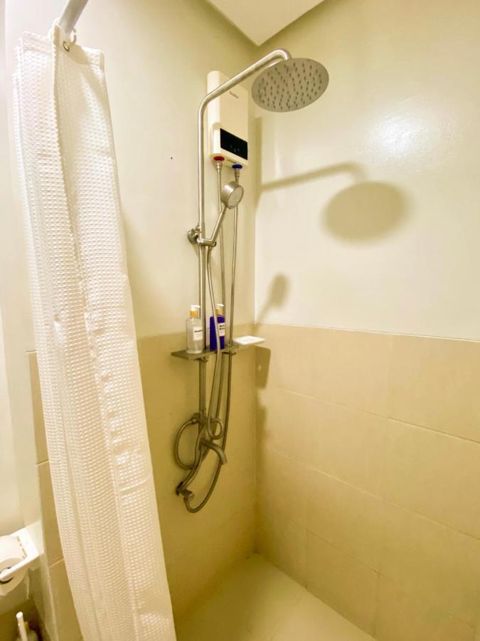 Agape Rentals In Trees Residences Caloocan Esterno foto