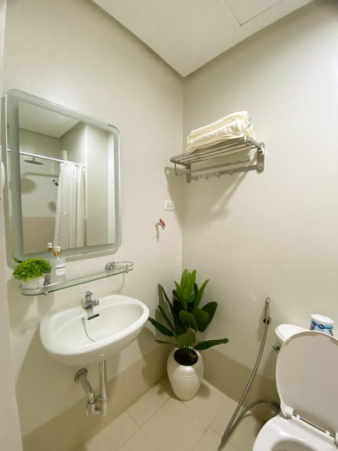 Agape Rentals In Trees Residences Caloocan Esterno foto