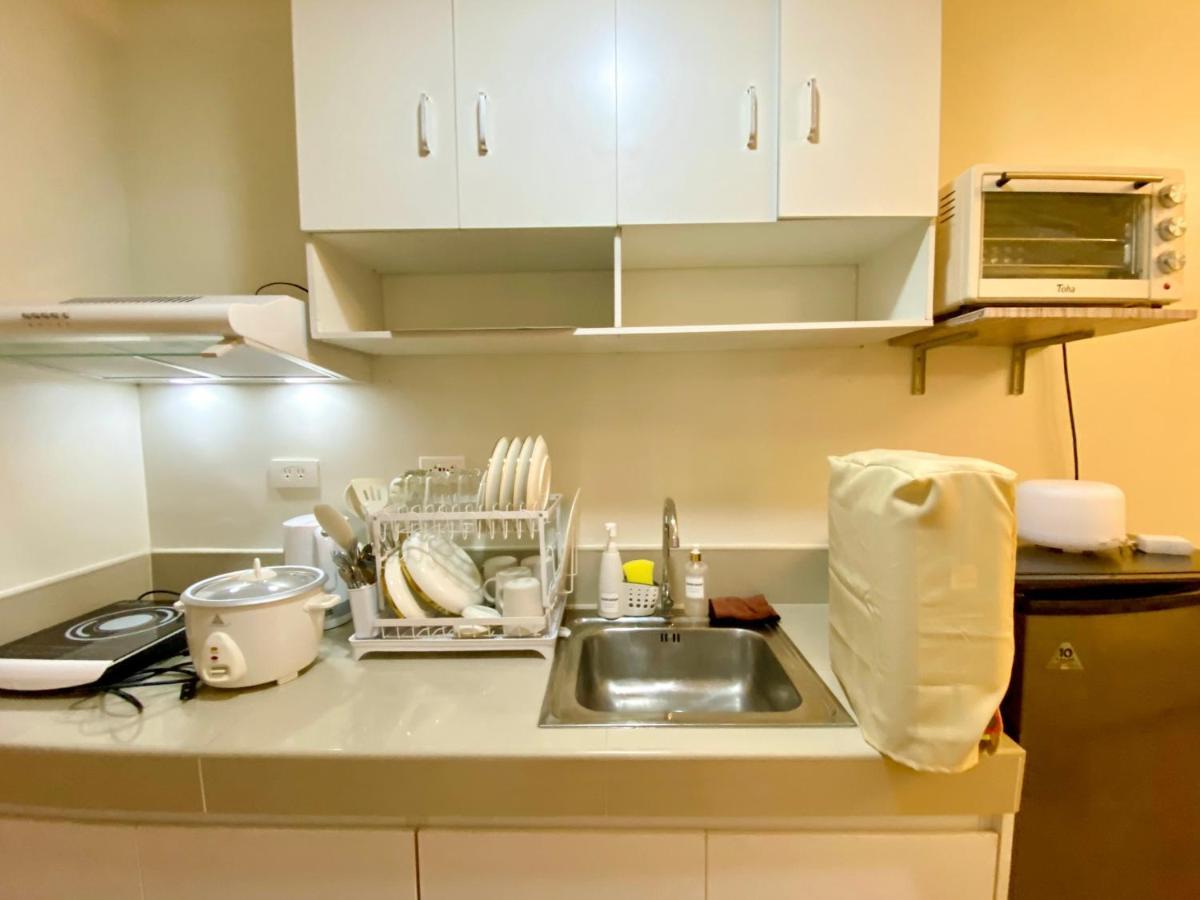 Agape Rentals In Trees Residences Caloocan Esterno foto
